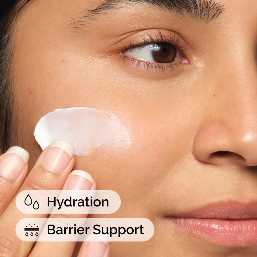 natural-moisturizing-factors-ha-o8 ord-natural-moisturizing-factors-ha-model-application-with-benefits.jpg